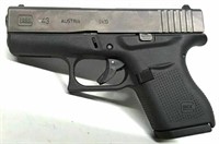 9mm Glock w/ Holster, Case & Lock