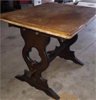 Vintage oak expandable table