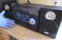 smaller jensen stereo & speakers