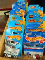 HOT WHEELS LOT-ALL ARE NEW IN THE PACKAGE
