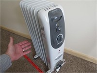 small electric radiant style heater