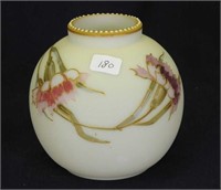 Smith Bros. 4" rose bowl shaped vase