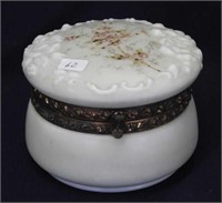 Wave Crest 5" round box