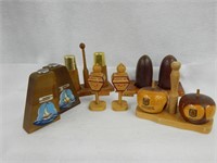 Lot of Wood S&P Shakers