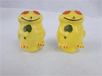 Smiling Yellow Frog S&P Set