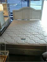 Five Star brand queen size pillow top  mattress
