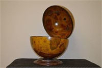 Antiqued Globe Mini Bar