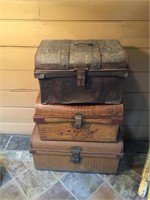 3 VICTORIAN TRAVELLING TRUNKS