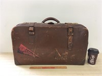 VINTAGE LEATHER SUITCASE- GREAT WARE