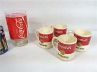 4 tasses Campbell's et grand verre Coca-Cola