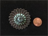 ORNATE VINTAGE BROOCH WITH TURQUOIS STONES