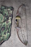 COMPOUND HUNTING BOW & CASE ! B-2
