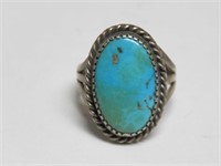 STERLING SILVER & TURQUOISE RING - B4
