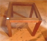 Mahogany Frame Side Table
