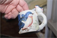 BIRD DECORATED POTTERY CUP