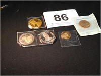 Five medals - gold tone JFK - gold embellished