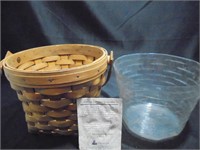 7" Measuring Longaberger Basket with Handle