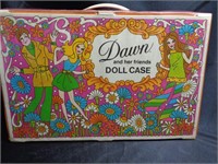 Dawn and her friends Doll Case with Dolls