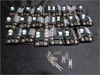 Lot of Single Atlas Switch Controls with Jumpers