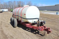 1000 GAL Ag Poly Water Tank with Pump and Hose