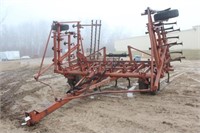 White 485 25FT Cultivator, Hydraulic Lift, Pull