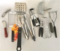 Kitchen Tool Lot