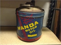 Vintage 5 Gal Wanda Motor Oil Can