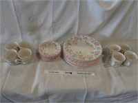 28 Piece Set of China Dishes