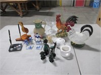 Large Lot of Pottery & Decor Items