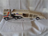 Vintage NYLINT Car Hauler Rig Set