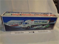 HESS Collectors TRUCK & RACERS