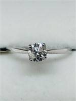 10K White Gold Diamond Ring