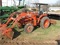 Kubota L2650 Tractor w/loader
