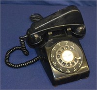 Vintage Stromberg Carlson Rotary Dial Telephone