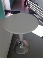 white tables adjustable