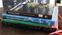 4 x books on Chinese antiques, comprising