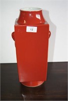 Red Sang de boeuf Cong vase,