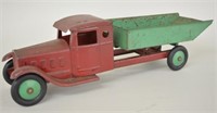 1930s Steelcraft Red/Green Dump Truck