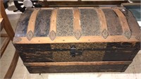 Dome top antique trunk with tray, 16 x 28 x 14