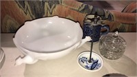Milk glass pheasant bowl, blue and white spoon