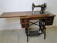 Vintage White Brand Manual Sewing Machine