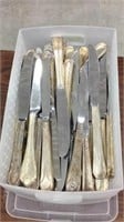 Lot of 116 banquet knife