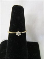 10K GOLD RING WITH SMALL DIAMOND SZ 6.25