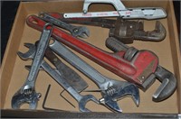 ASSORTMENT OF PIPE WRENCHES AND CRESENT WRENCHES