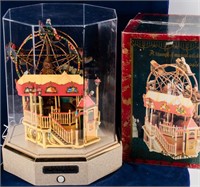 Enesco Majestic Ferris Wheel w/ Display Case