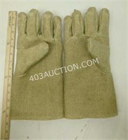 9 Pairs of Zetex Plus Hi Temp Gloves