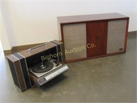 Zenith Console Stereophonic AM/FM Phonograph,