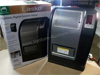 Lasko Cyclonic Digital Ceramic Heater