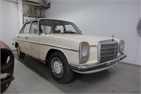 Mercedes-Benz 200D MOMSFRI