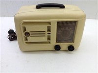 Emerson Model 522 1940's Tube Radio